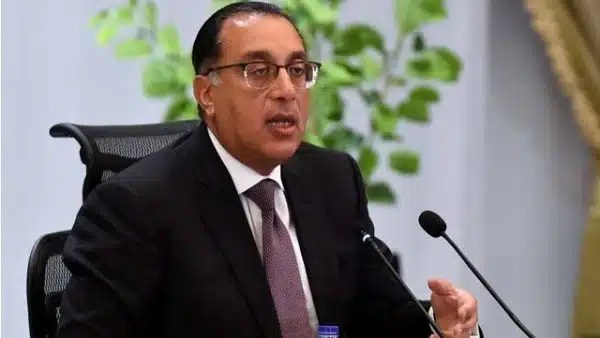 الحكومة تعلن تحويل الخدمات إلى مصر الرقمية