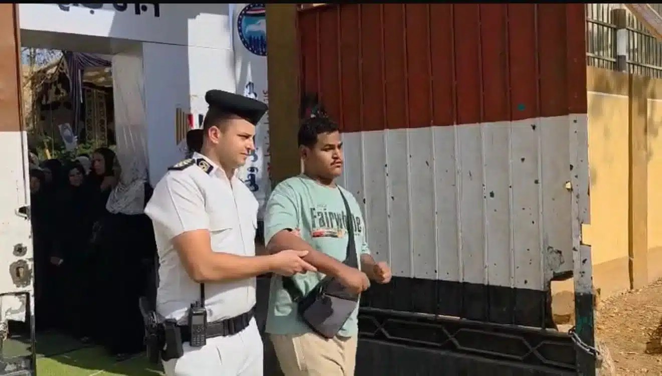 الشرطة تدعم ذوي الإعاقة وكبار السن في أسوان