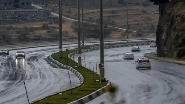 توقعات الطقس: أمطار رعدية وبرَد في السعودية