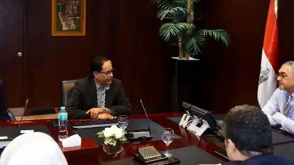 استثمارات سنغافورية لإنتاج الهيدروجين والأمونيا في مصر