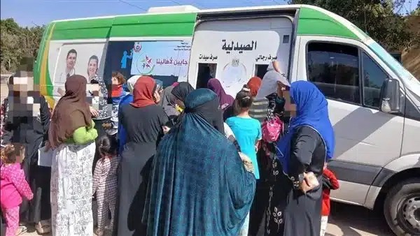 قافلة طبية مجانية تنطلق في قرية العطيات بقنا