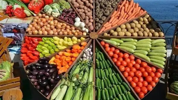 أسعار الخضراوات والفاكهة في سوق العبور اليوم