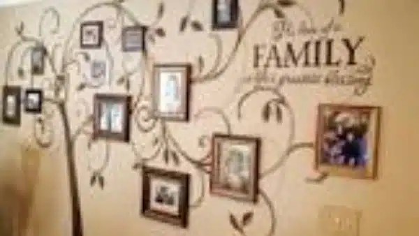 حكم تعليق صور الميت وفقًا للإفتاء المصرية