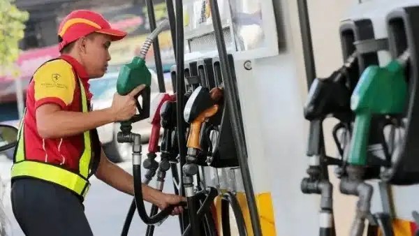 استقرار أسعار البنزين والسولار اليوم الخميس