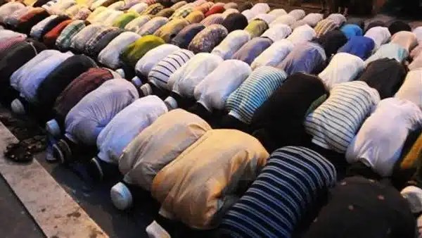 خطبة الجمعة: هلّا شققتَ عن قلبه