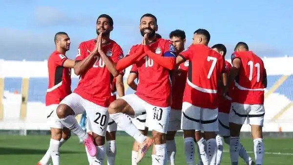 مصر تلاقي أوزبكستان في كأس العين الدولية الليلة