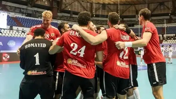 الأهلي يواجه سموحة في نهائي السوبر المصري لكرة اليد