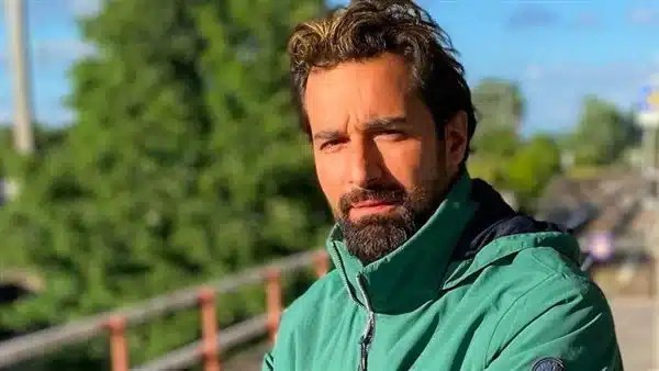 أحمد حاتم يتحدث عن فيلم قصر الباشا ويدعم حسين فهمي