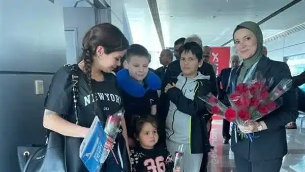 35 ألف سائح يصلون إلى مطاري الغردقة ومرسى علم