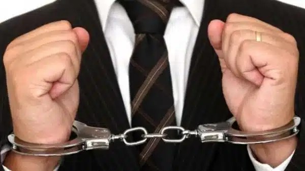 محاكمة مفتش آثار متهم باختلاس 370 قطعة أثرية