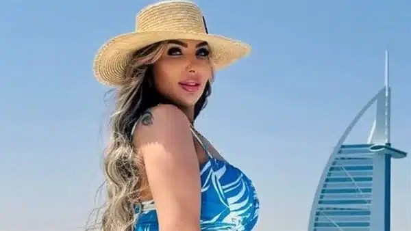 استكمال محاكمة سارة خليفة و27 متهماً بقضية مخدرات