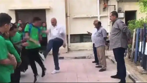 اعتداء ناظر مدرسة على طالب بالإسكندرية يثير استنكارا واسعا