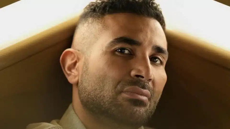 أحمد سعد يطمئن جمهوره بعد حادث كبير