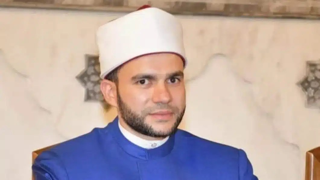 خدمة الناس من أعظم القربات في الإسلام