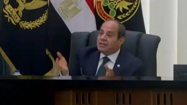 السيسي: دعم السلع والخدمات ضرورة لكن عبء على الاقتصاد