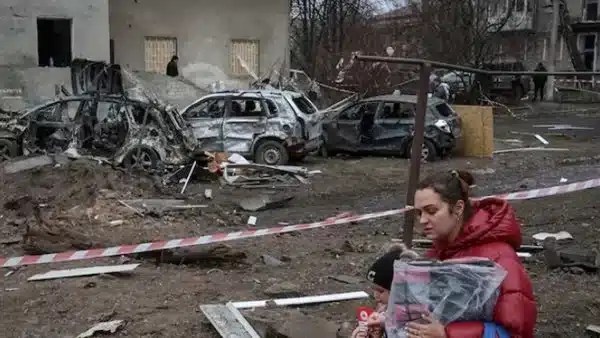 إصابة 7 أوكرانيين في هجوم طائرات مسيرة على خاركيف