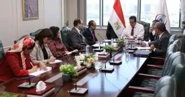 تطوير مستشفى أم المصريين وإنشاء وحدات علاج بالأكسجين