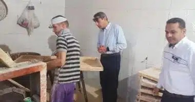 جولة مفاجئة لمحافظ السويس لمراقبة الأسعار والسلع