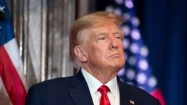 ترامب يوقع على إصدار وثائق تتعلق بإبستين