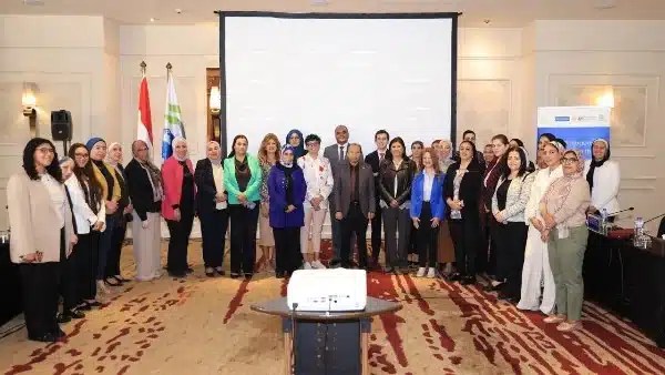 حوار سياساتي حول التحول الرقمي والأخضر والمرأة