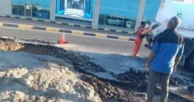 انتهاء صيانة خط مياه الكورنيش بالبحر الأحمر