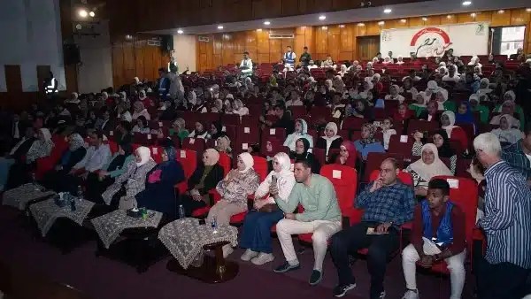 "الجلسة الثالثة لمؤتمر أدب الطفل: الترجمة والنقد والعلاج"