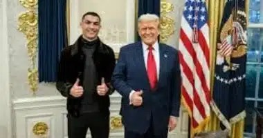 ترامب ورونالدو: لقاء كروي في البيت الأبيض باستخدام الذكاء الاصطناعي