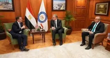 مباحثات مصرية بريطانية لتعزيز التعاون في البترول والتعدين