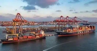 قطاع النقل يتصدر تداولات البورصة المصرية