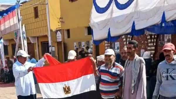 إقبال كبير على التصويت من المصريين في لبنان