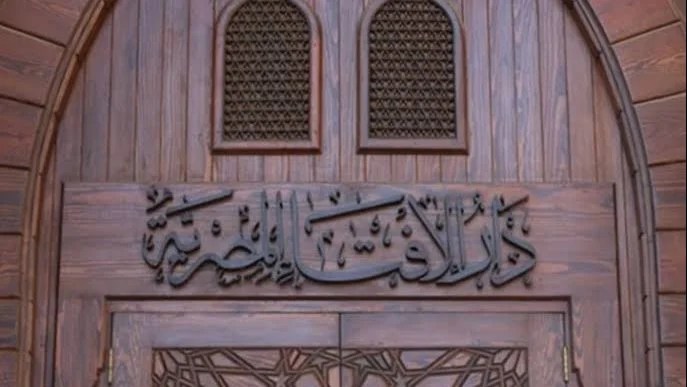 الموقف الشرعي لمصممي الأزياء في عرض الموديلات المفتوحة