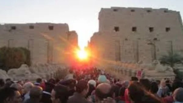 تعامد الشمس على قدس الأقداس يجذب السياح للأقصر