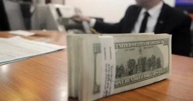 ضبط قضايا اتجار في العملات الأجنبية تفوق 3 ملايين جنيه