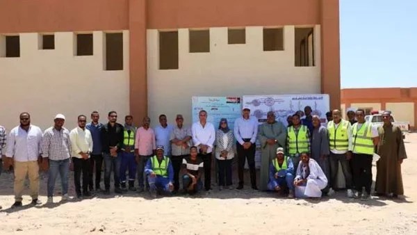 تفاعل محافظ أسوان مع شكاوى المواطنين