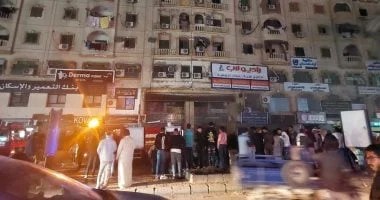 حريق يندلع في مول تجاري بأسوان