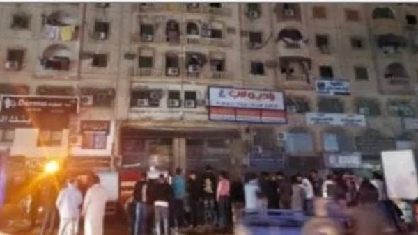 السيطرة على حريق في مول تجاري بأسوان