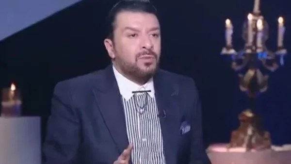 التحقيق في اتهام نقيب الموسيقيين بالسب عبر فيسبوك