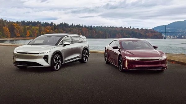 لوسيد موتورز تتفوق على تسلا كأفضل علامة سيارات كهربائية