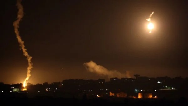 القوات الأمريكية تستهدف مواقع داعش في سوريا