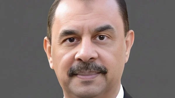 التصديق القنصلي على المستندات بمكاتب البريد بسوهاج