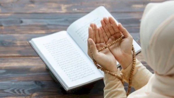 6 عبادات عظيمة أوصى بها النبي بعد صلاة الفجر