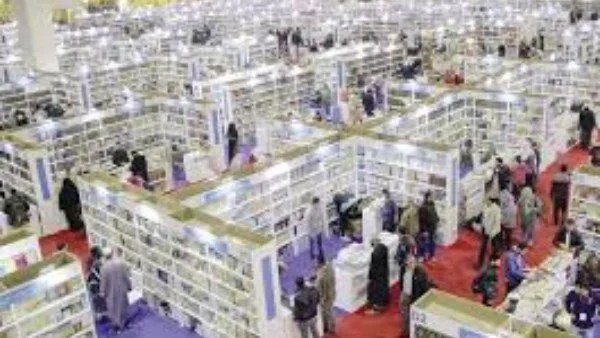 معرض الكتاب الـ57 يحتفي برموز الأدب والفكر