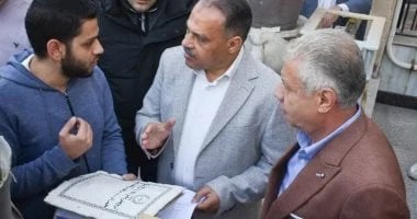 خصم 5 أيام من راتب سكرتير مدينة فاقوس ومسئول غرفة حفظ الملفات