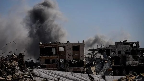 الاحتلال ينفذ عملية نسف في خان يونس