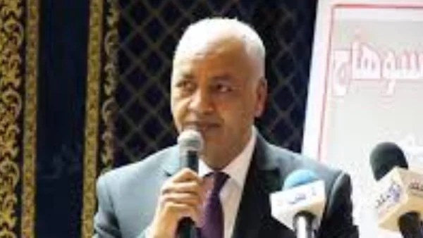 مصطفى بكري يدعو لتخفيف العبء عن المواطنين ومواجهة الشائعات