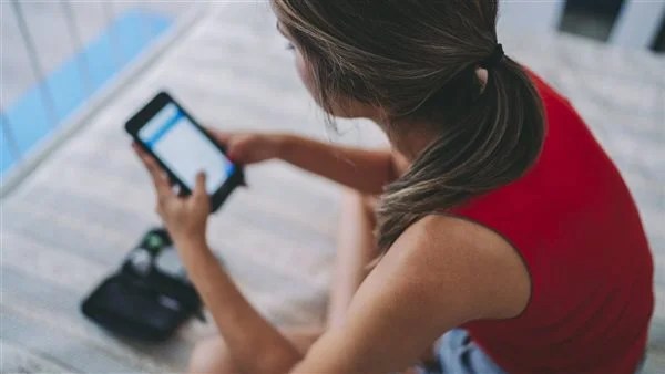 فيكتوريا الأسترالية تبحث إجراءات لمكافحة الكراهية