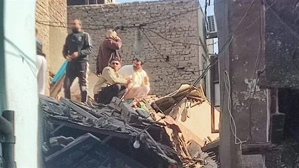 تفاصيل جديدة حول عقار إمبابة المنهار