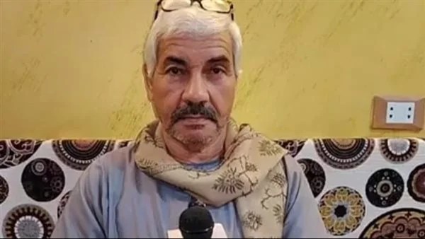 مسن من السويس يستغيث من شقيقه الذي يحاول طرده