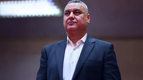 الأهلي يثق مرة أخرى بخالد العوضي مديراً للنشاط الرياضي