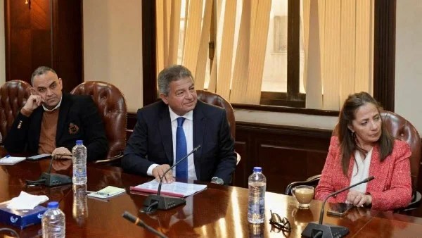 نقاشات رئيس الأعلى للإعلام حول تطوير الصحافة المصرية